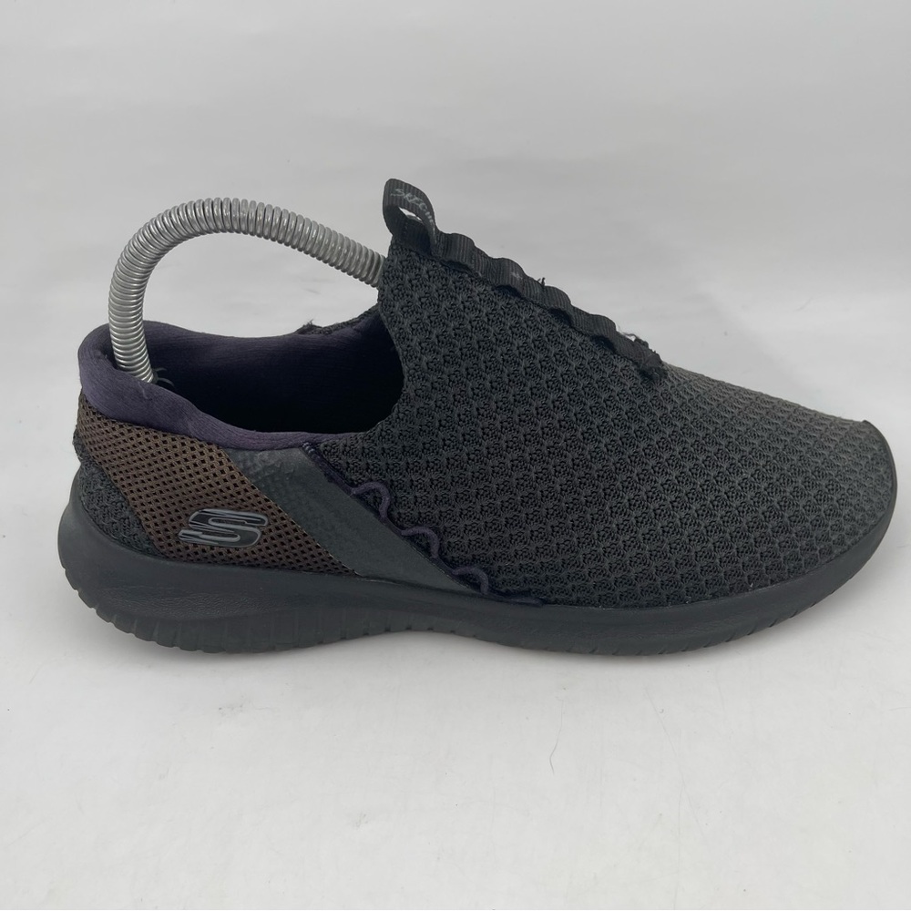 Skechers Women’s Ultra-Flex First Take-SZ 8.5-Low Top Slip-On Black Sneakers